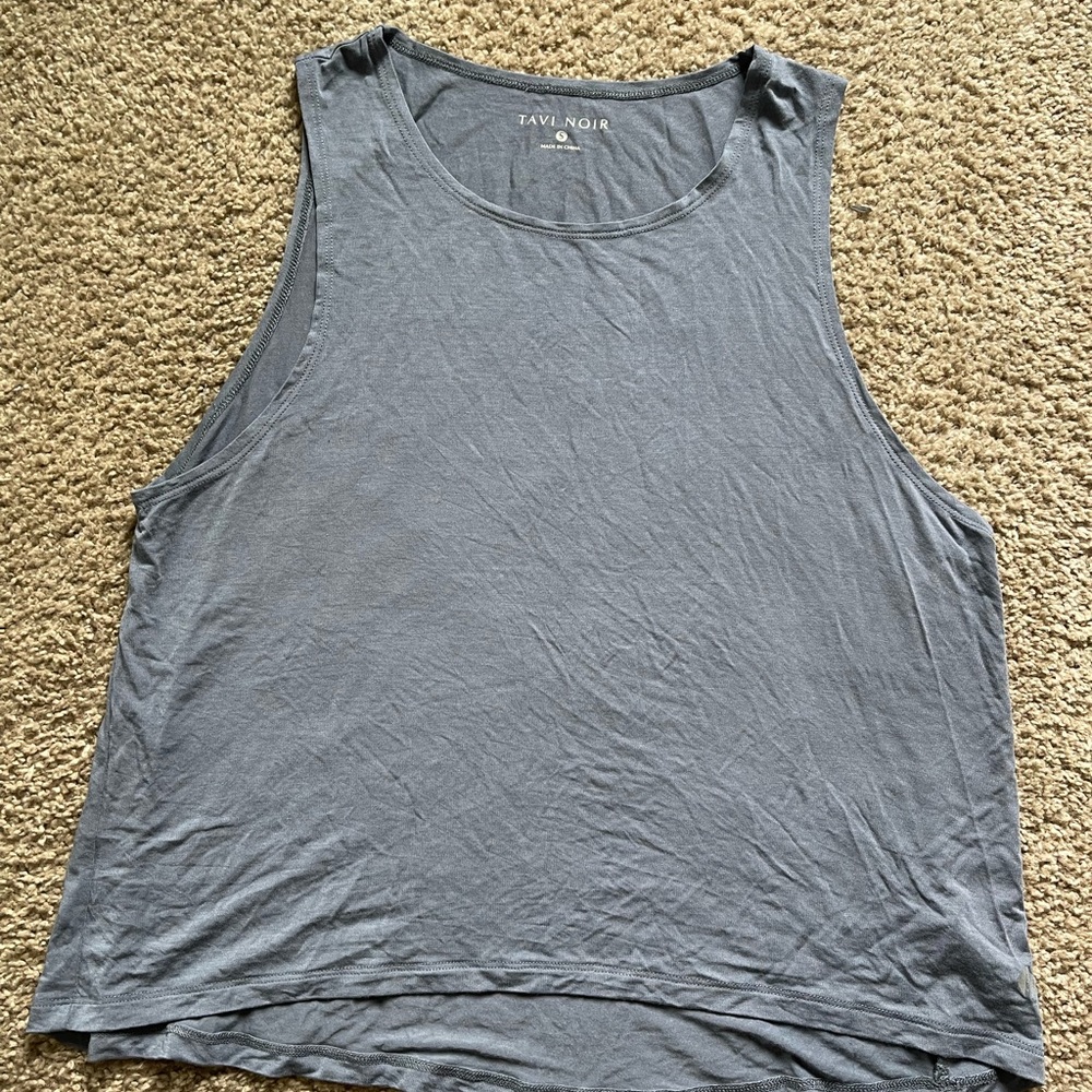 Tabi noir tank size medium